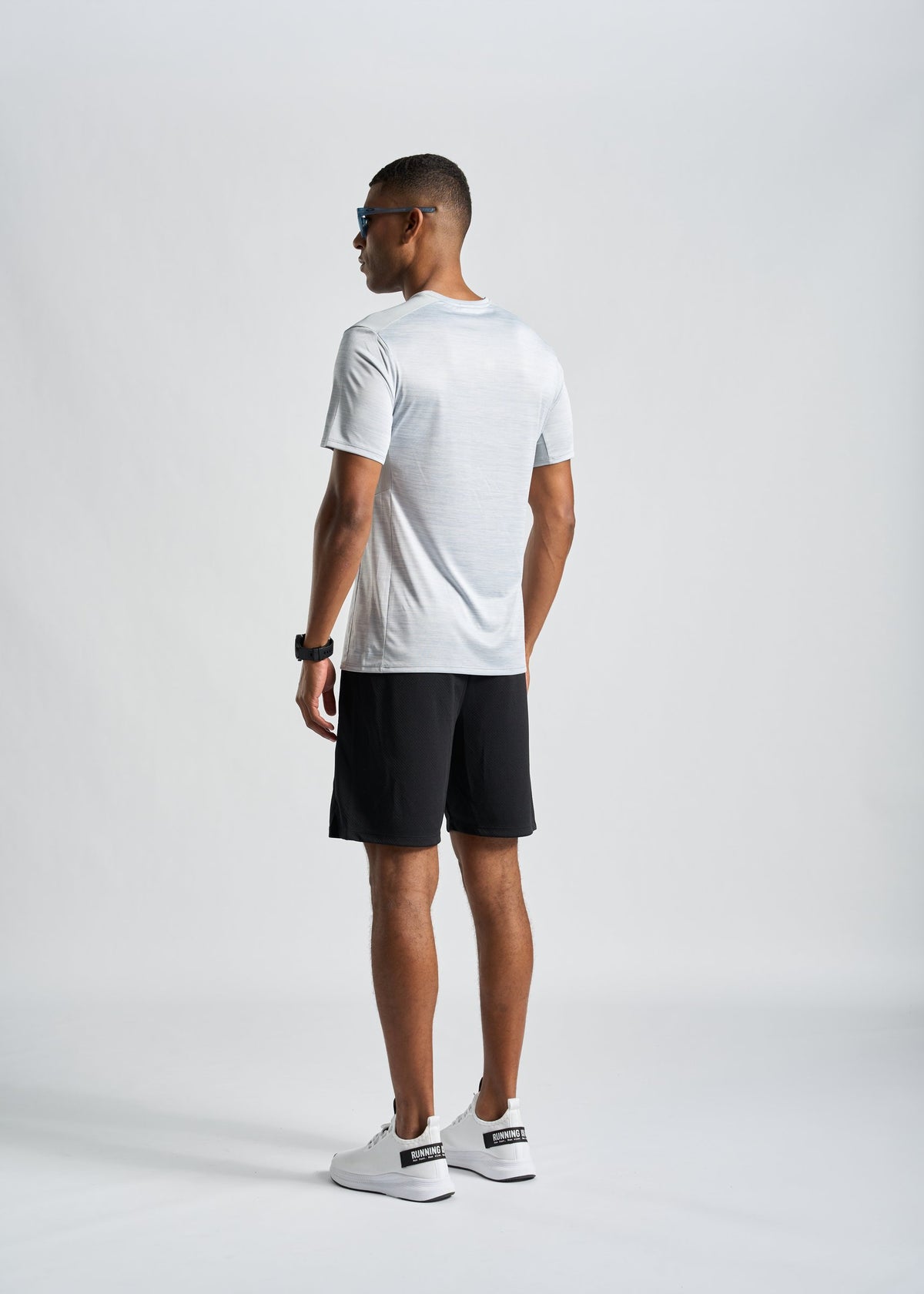 Camiseta Básica Premium Masculina – branco mescla