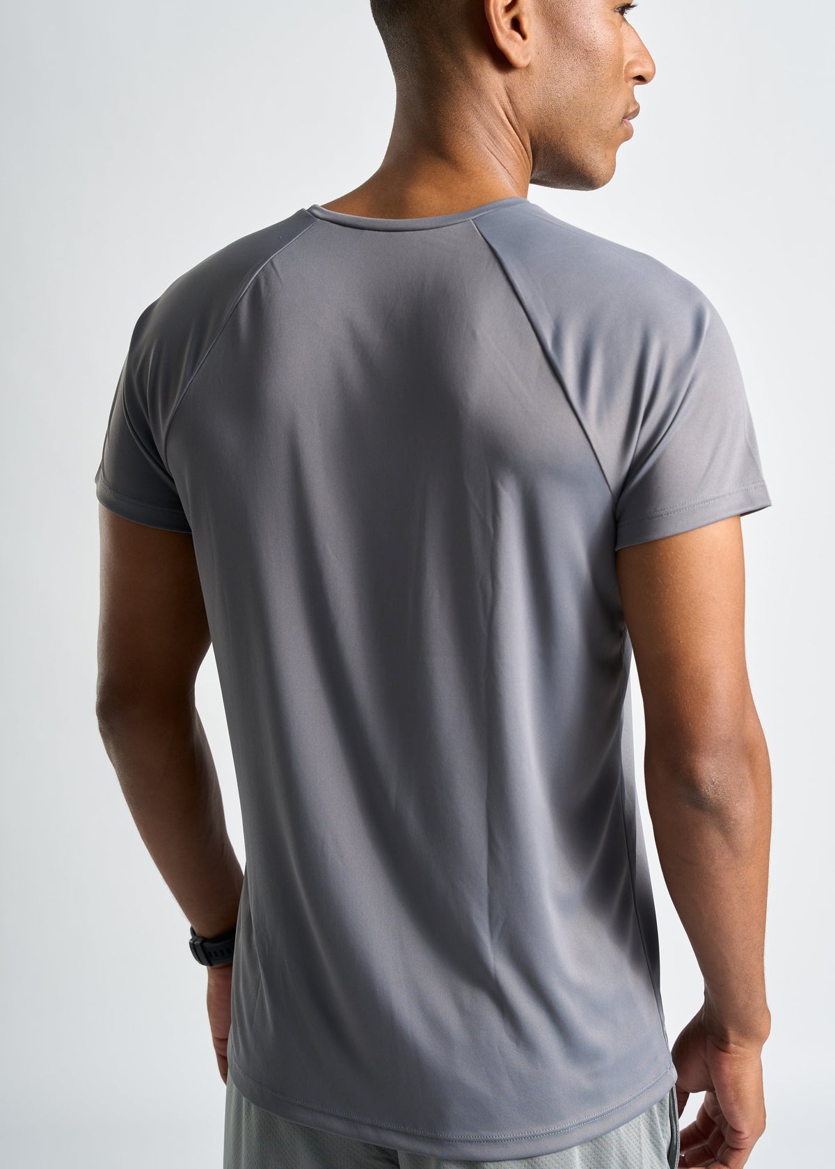 Camiseta Raglan Masculina – cinza