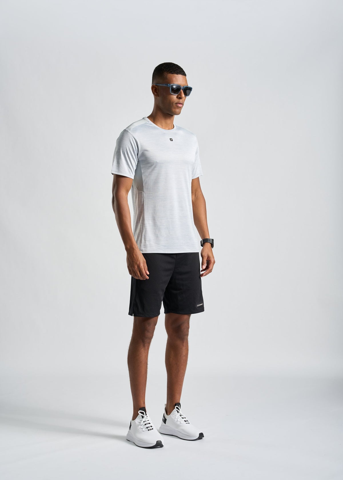 Camiseta Básica Premium Masculina – branco mescla