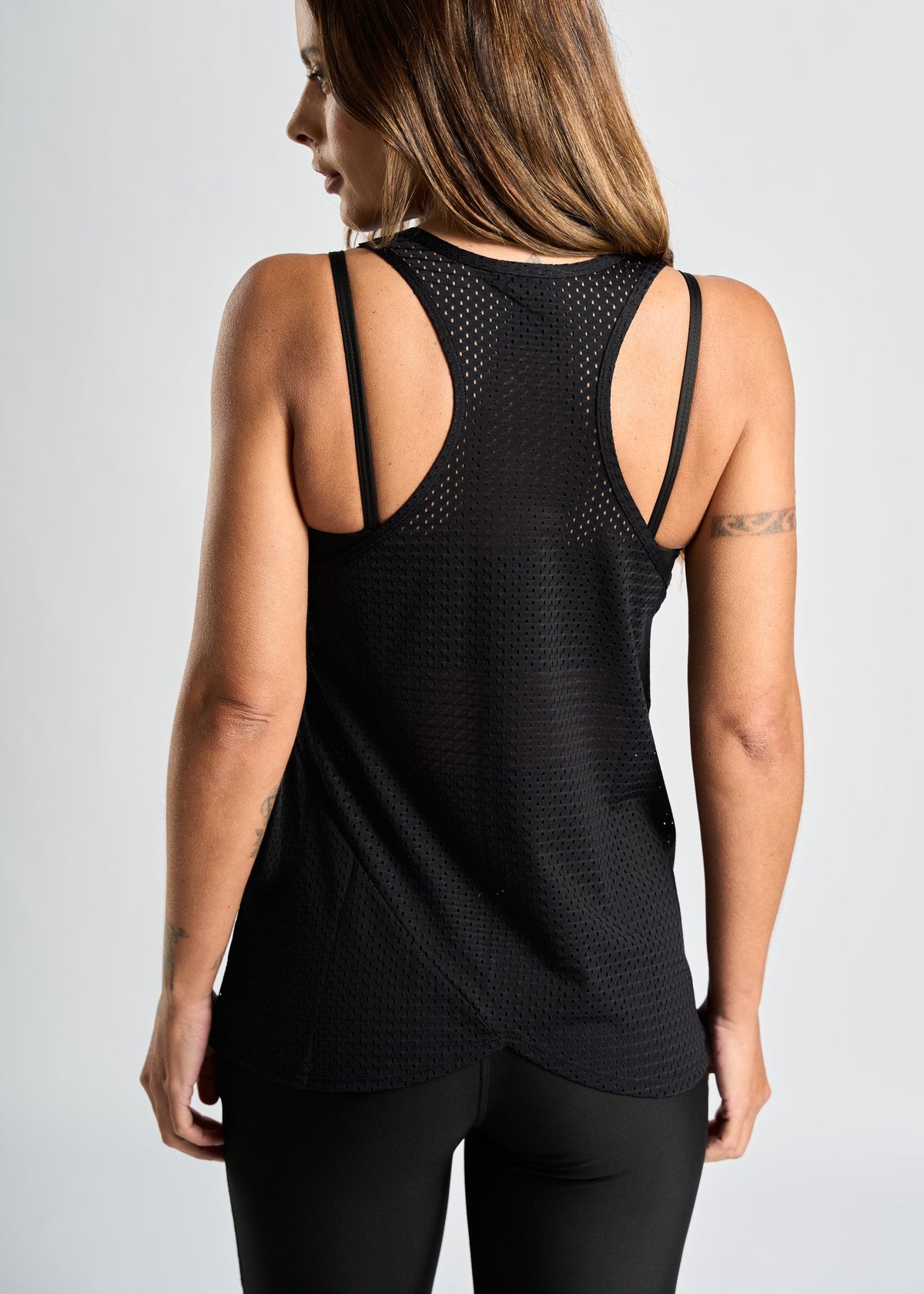Regata Transpassada Feminina – preto