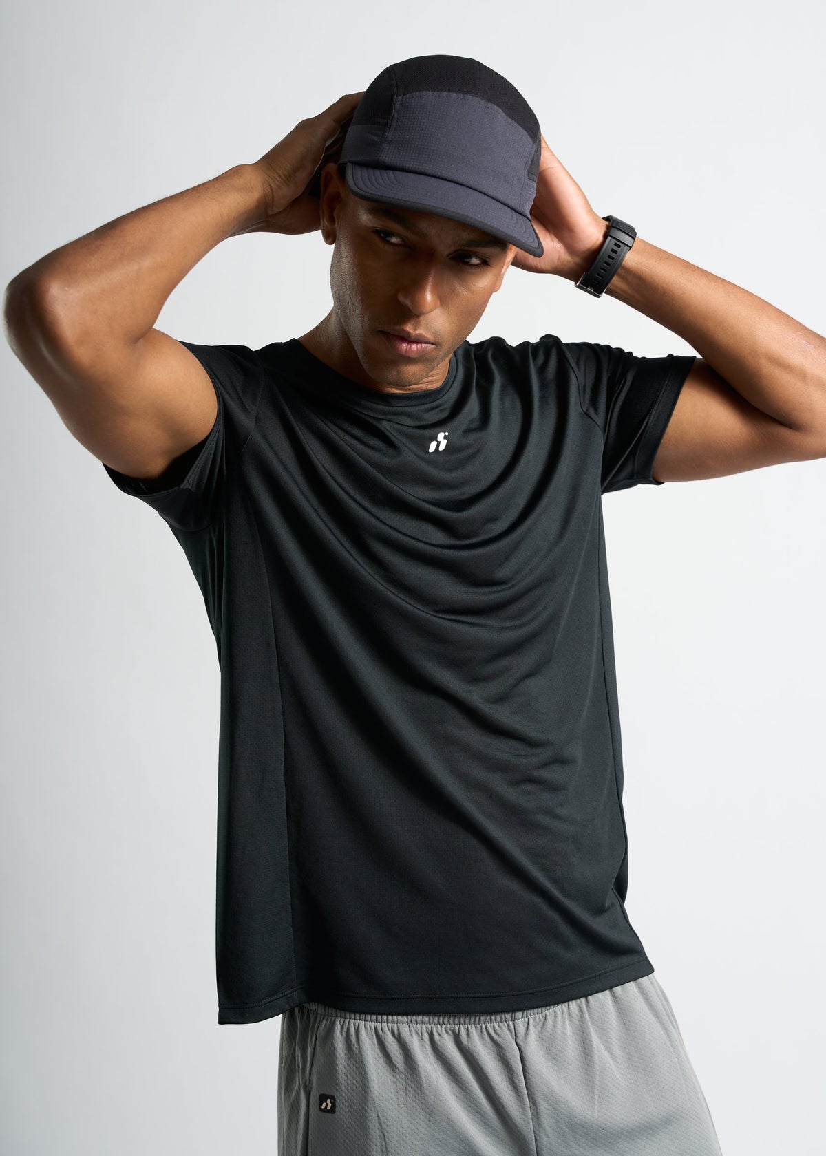 Camiseta Raglan Masculina – preto