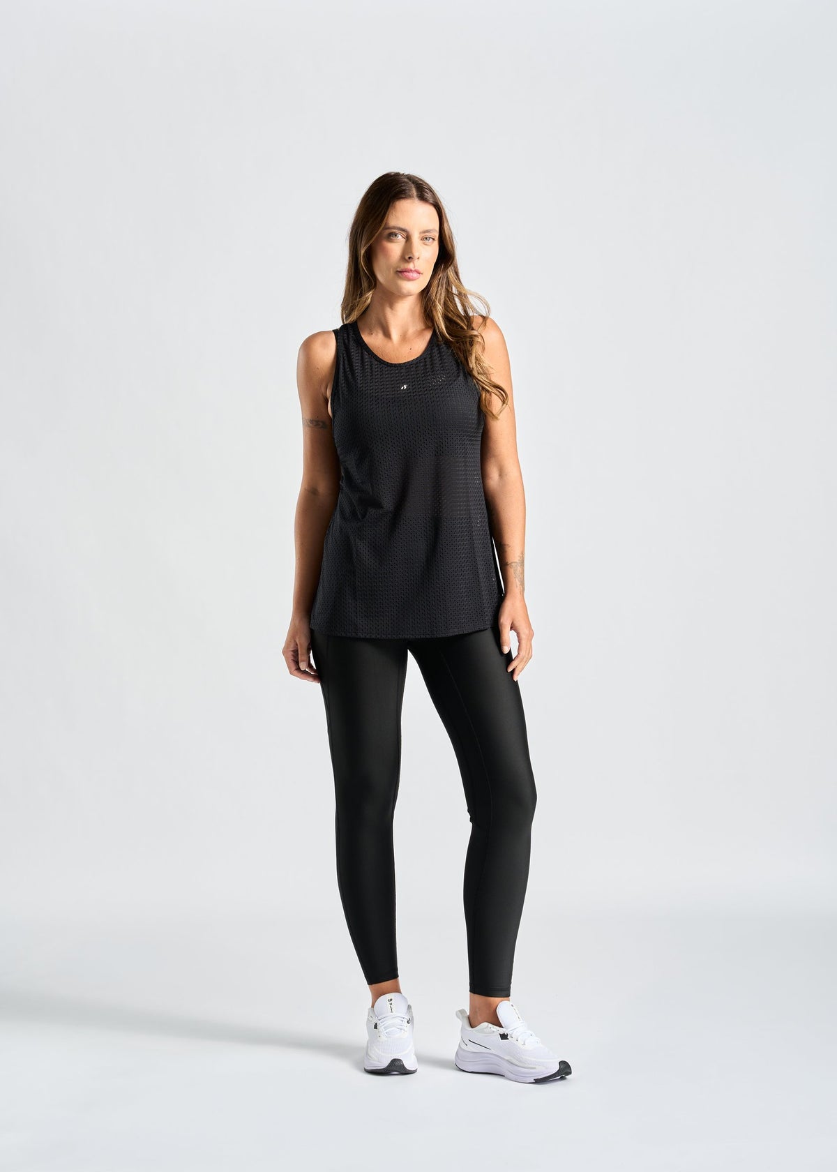 Regata Transpassada Feminina – preto