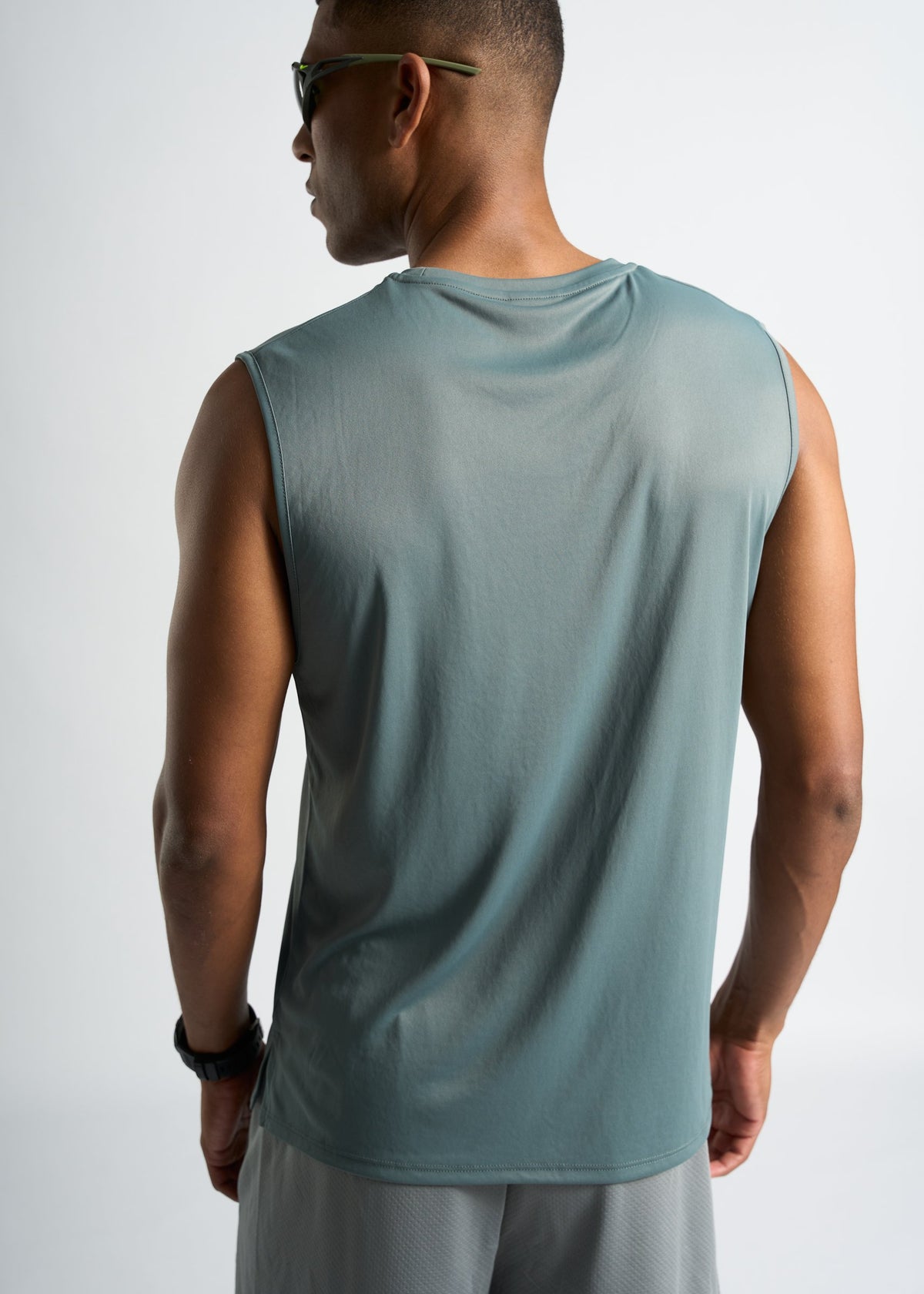 Regata Básica Masculina – cinza