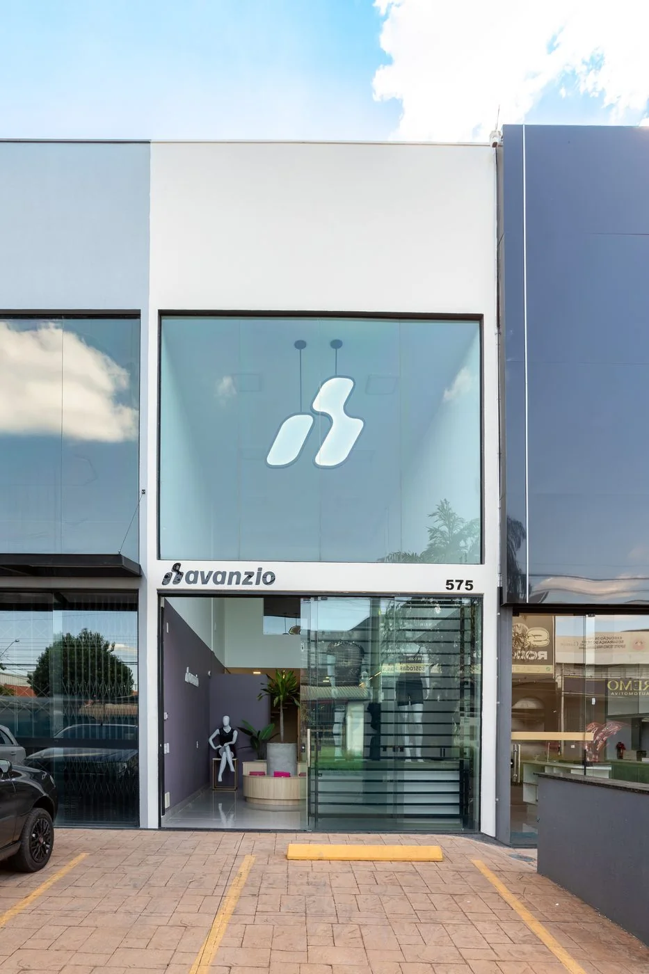 Fachada Avanzio